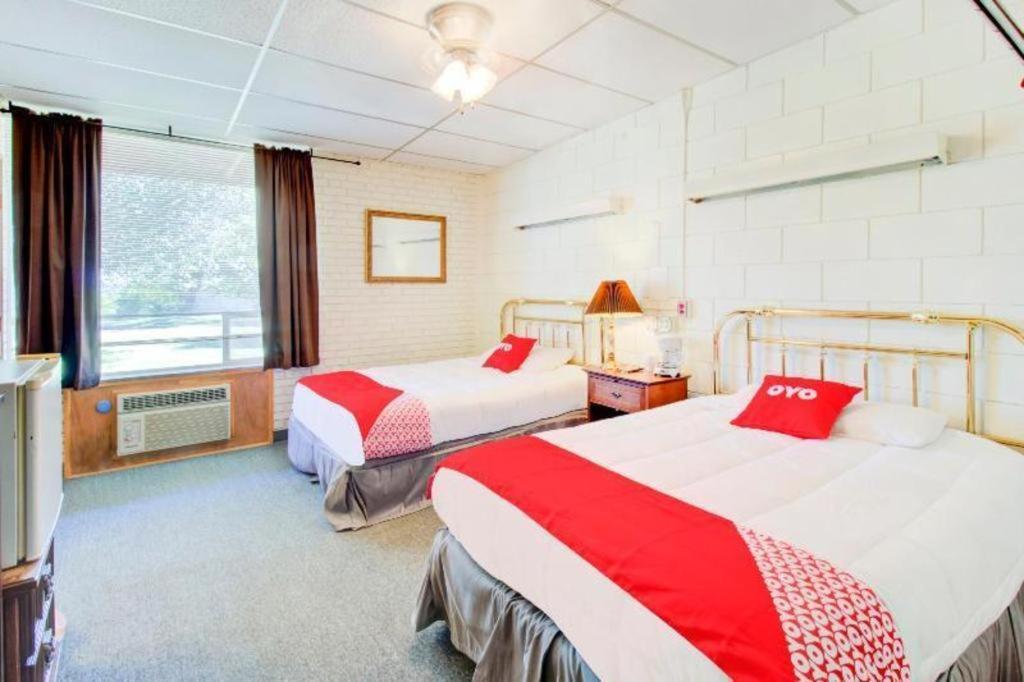 Oyo Hotel Drumright I-44 Ok מראה חיצוני תמונה